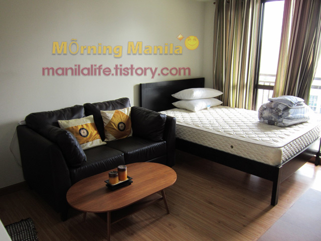 Manila Makati Salcedo Grand Soho Makati Condo Condominium Rent Rental 001.jpg